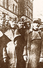 Вероватно најстарији официр старе југословенске војске, 1941. резервни ђенералштабни потпуковник Михаило Петровић, заробљен после капитулације